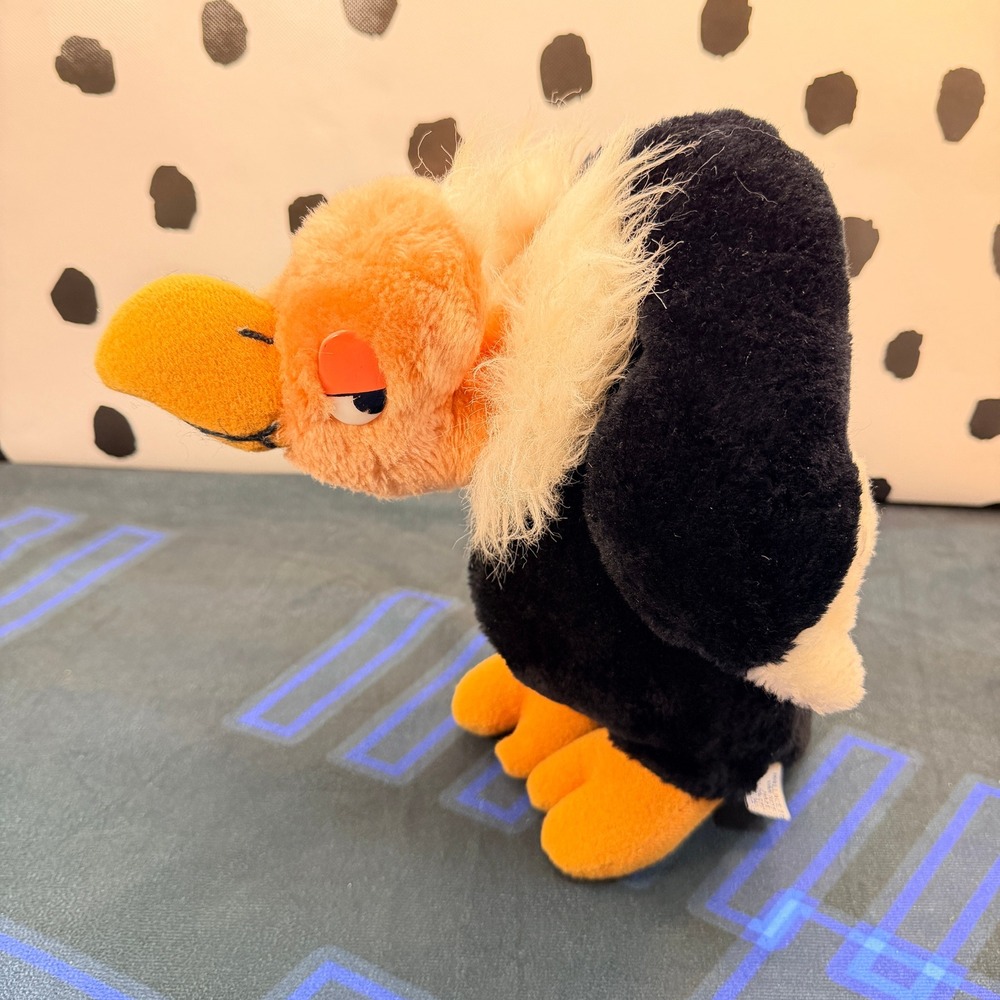 Vtg Wallace Berrie Buzzard Vulture Plush Bird 10" Hard Stuffed Animal 1980s